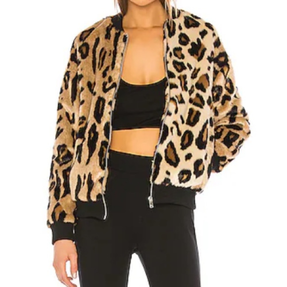 Superdown Uma Zip Up Jacket in Leopard